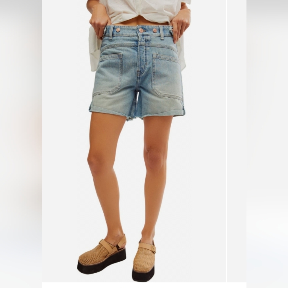Free People Palmer Shorts in La La Land Size 32